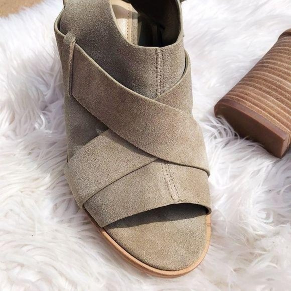 New Marc Fisher LTD Tan Suede Valen Sandal Sz 8M - Picture 4 of 8